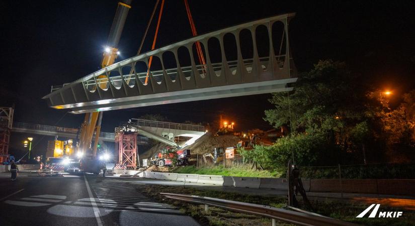 Autósok figyelem! Újra járható az M7-es egy kulcsfontosságú szakasza