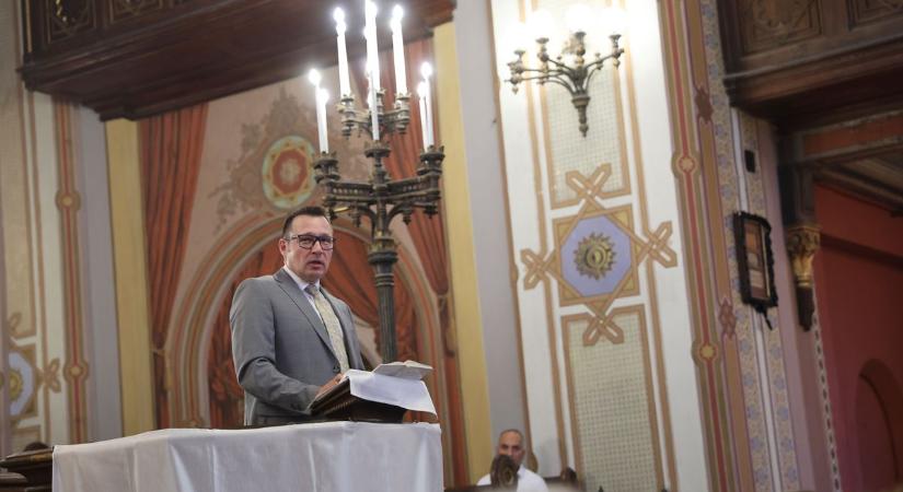 „Egy élet sem elég a szövegek megismerésére” – bemutatkozik Pécs új rabbija (GALÉRIAVIDEÓ)