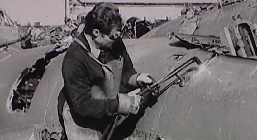 Szenzáció a múltból: így említették Dunaújvárost a filmhíradóban