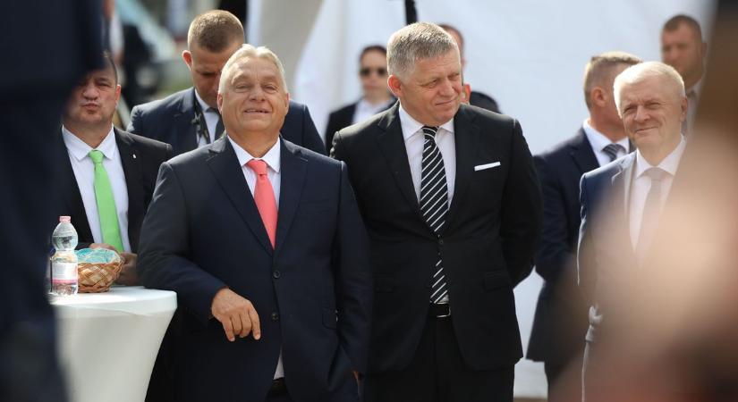 ÉLŐ: A 130 éves Mária Valéria hídon találkozik Orbán Viktor magyar és Robert Fico szlovák miniszterelnök!