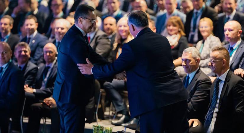 Közlekedés, reptér, Civaqua, múzeum: megállapodásokat kötött Orbán Viktorral Papp László