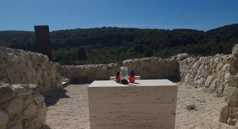 800 év története éled újjá a Csákányospusztai romtemplomnál