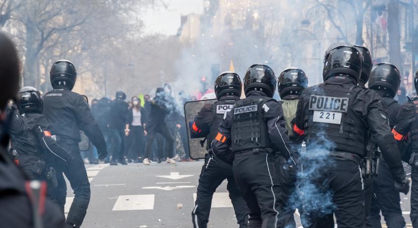 Londoni professzor a Demokratának: Polgárháborúk jönnek
