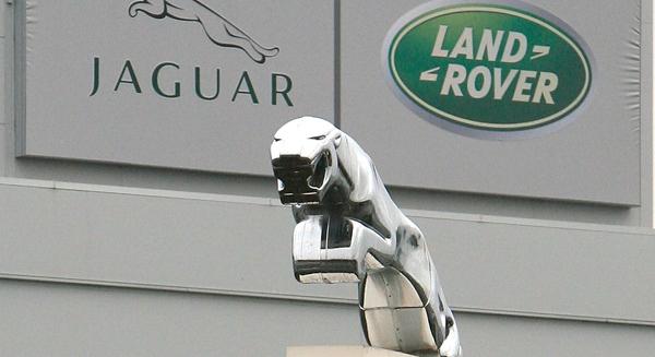 Jaguar Land Rover leállás: hitelgaranciával tartja életben a beszállítókat London