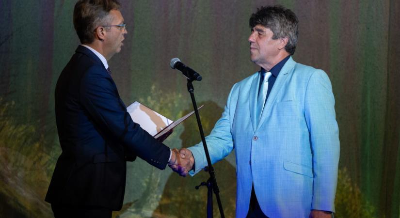 Nemcsák Károly marad a József Attila Színház igazgatója