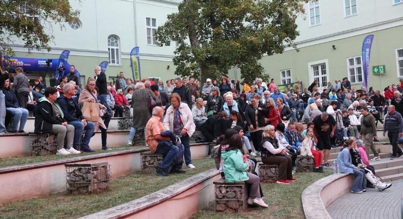 Nyitva a tér: sikeresek voltak a koncertek