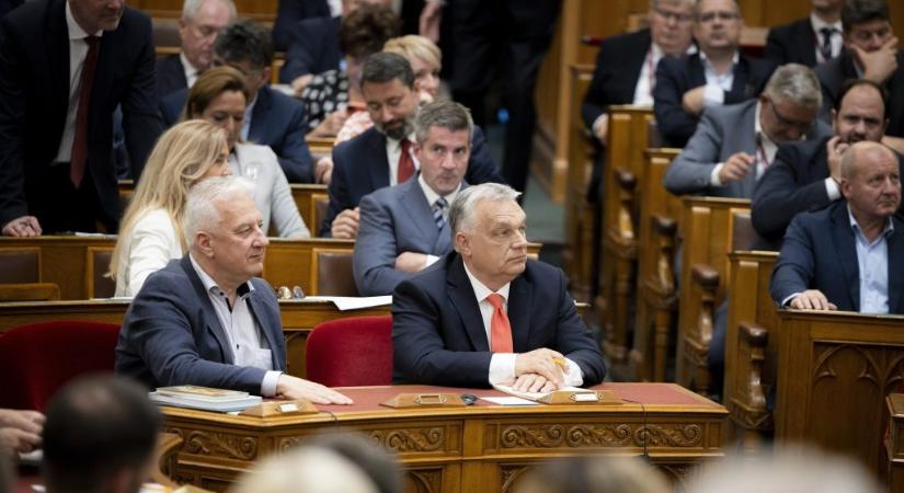 Orbán Viktor: „Minden álhírterjesztő érezni fogja a jog hűvös leheletét”