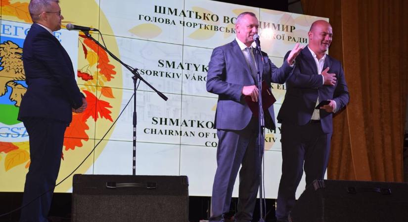 Az Őszi Beregszász jótékonysági rendezvényen - Együtt vagyunk erősek