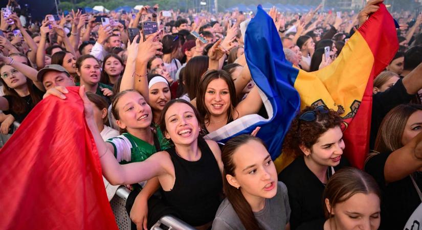 Véget ért a szavazás Moldovában, 52% körül volt a részvétel