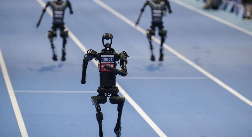 Bebizonyosodott az egyik legnagyobb összeesküvés-elmélet: bizonyítottan túlerőbe kerültek a robotok az emberekkel szemben