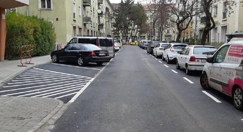 A XIII. kerületben NEM vesztették el a munkájukat a parkolóőrök