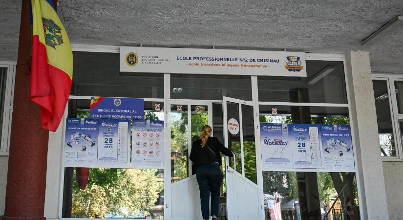 Megőrizte parlamenti többségét az EU-párti PAS Moldovában