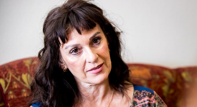 Piczkó Katalin: Bepereltem a gyermekemet