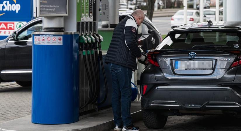 Egyszerre drágul a benzin és a gázolaj