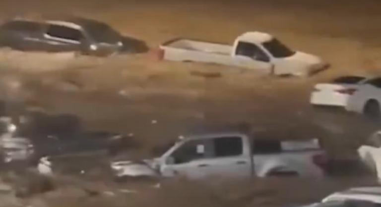 Özönvíz söpört végig Arizona államban, négyen meghaltak