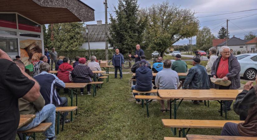 Lakossági fórumon hallgatta meg a városvezetés a henészieket