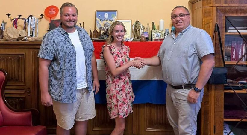 Hollandiából segítik egy jászkunsági település futballját
