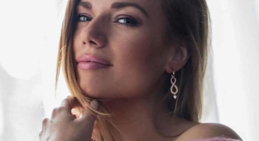 Cserpes Laura megvált szőke tincseitől, nagyon megváltozott az új frizurával