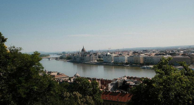Budapestre jóval több turista érkezett idén augusztusban, mint tavaly