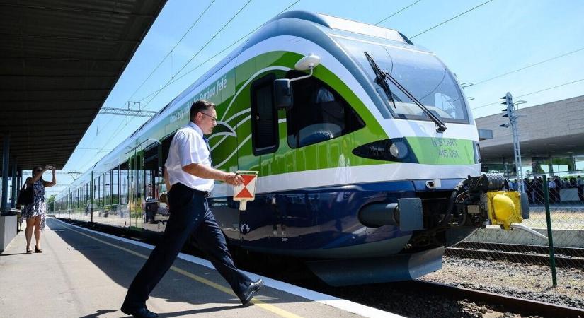 Balatoni Körvasút: a tervezői szerződésekkel kezdik meg a nagy álom megvalósítását