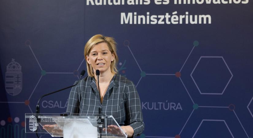 További két projekttel összesen 15 milliárd forint értékben segítik a szakképzést – közölte Varga-Bajusz Veronika