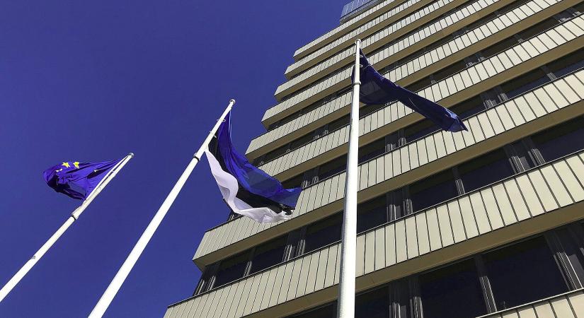Észtországban úgy vélik, hogy az orosz gazdaság hamarosan nem bírja el a háborús kiadásokat