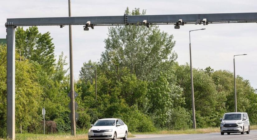 Szintet lépett a magyar VÉDA, új dologért büntetnek a kamerák – ezt sok autós be fogja nézni