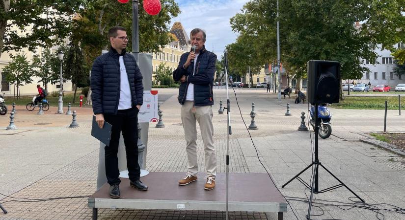 A kecskeméti főorvos kimondta: ezt gondolja az e-cigiről és az IQOS-ról – fotók