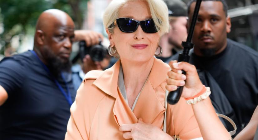 Meryl Streep Mirandy Priestly-kén ragyogott a milánói divathéten – és ez még nem minden