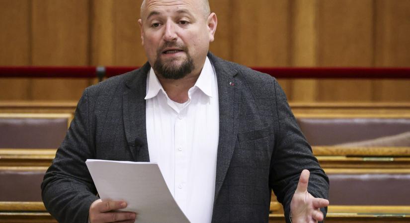 Jobbik: szigorúbb büntetést kapjanak a pedofilok