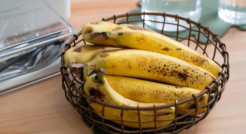 Így tarthatod tovább frissen a banánt – a legnagyobb hiba, ha más gyümölcs mellé teszed