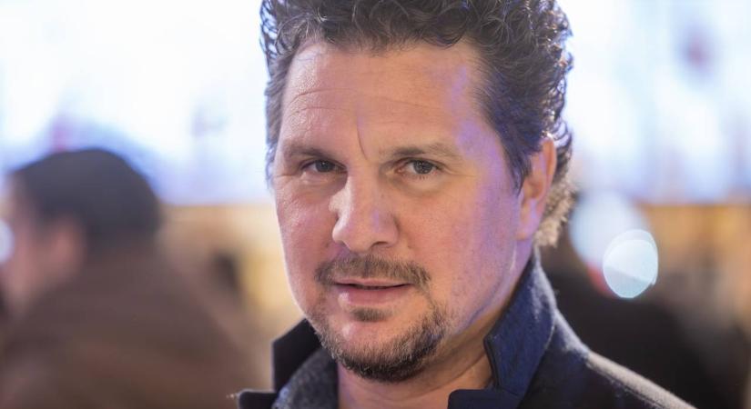 Nagy Ervin csúnyán megsérült előadás előtt – itt intézték el a színészt