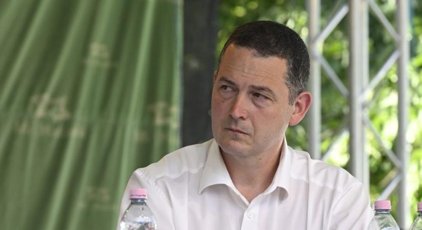 Felszámolná a Gyömrőre telepedő maffiát az időközin győztes mi hazánkos polgármester