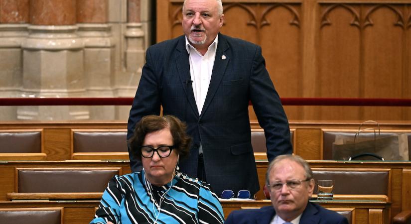 Komjáthi Imre filozófiai magasságokban: Átmenetileg vagyunk itt