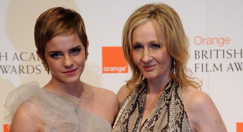 „Fogalma sincs róla, mennyire tudatlan” – J. K. Rowling beleállt Emma Watsonba