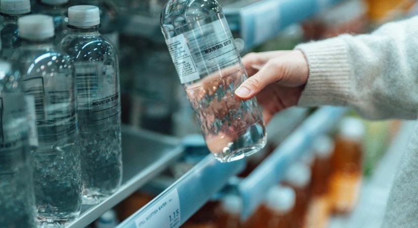 A lecsavarhatatlan kupak csak a kezdet volt: újabb fordulat a PET-palackoknál