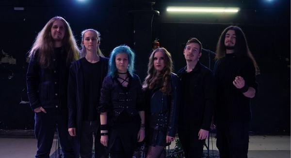 Live session felvétellel jeletkezett a Seers Of Light zenekar: 'Jégmadár'