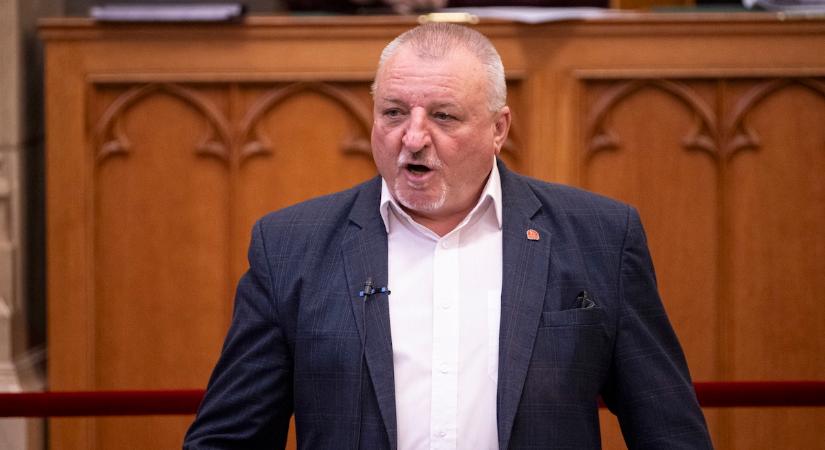 Komjáthi Imre: Nem boszorkányüldözést várok! Pereljen be!