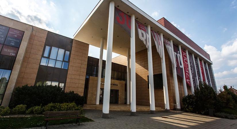 Fődíjat nyert az eSZínház Fesztiválon a Weöres Sándor Színház
