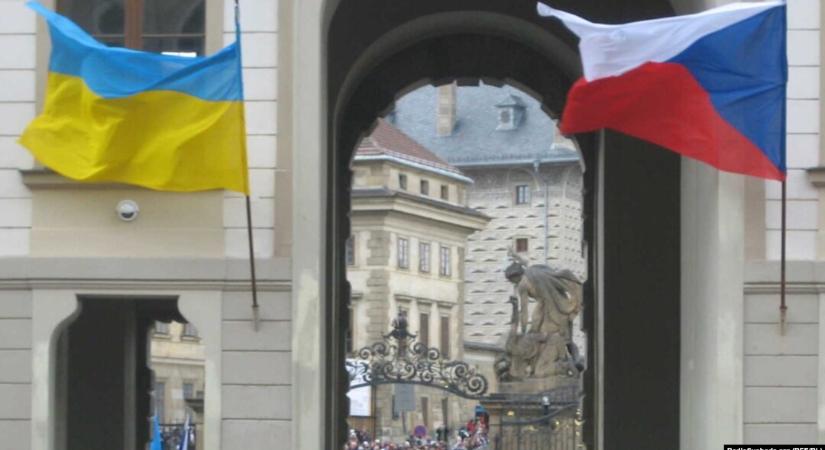Csehország kétszer annyit keresett az ukrán menekülteken, mint amennyit rájuk költött