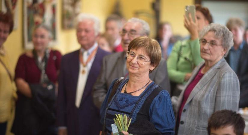 Hagyomány és modernség ötvözete egy páratlan életmű tárlaton