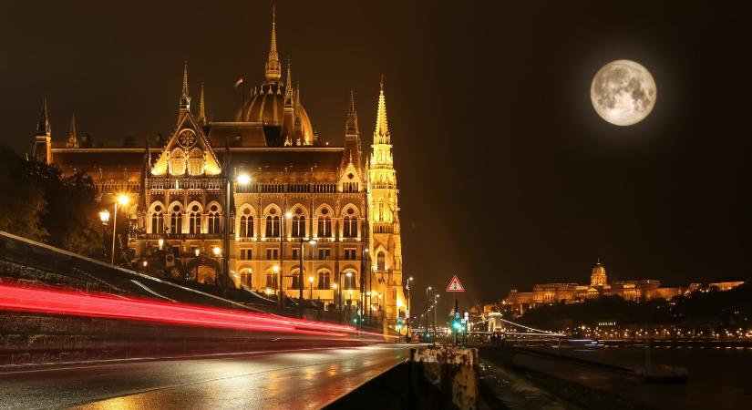 Hatalmas összeget csoportosít át a kormány, de nem világos, mire megy a pénz