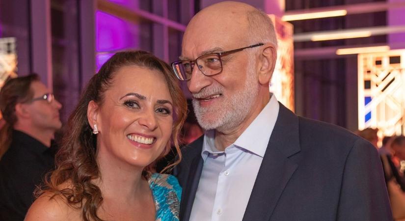 Csézy megmutatta, mit kapott tőle a férje a születésnapjára