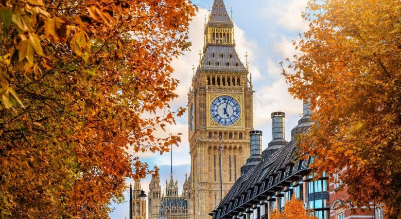 London új attrakciója – a világ legnagyobb kapszula hotele, már 14 ezer forinttól