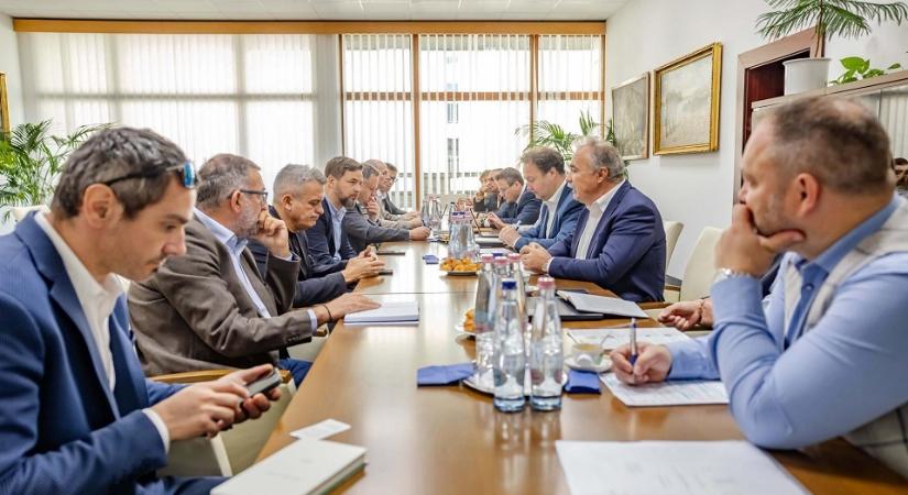 Nagy István: a helyzet komoly, a teljes magyarországi szőlőállomány veszélyben van