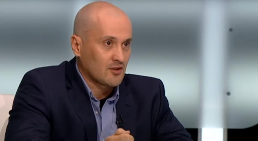 Az ember, aki megint akkor alapít politikai mozgalmat, amikor úgy tűnik, hogy kihívója van a Fidesznek