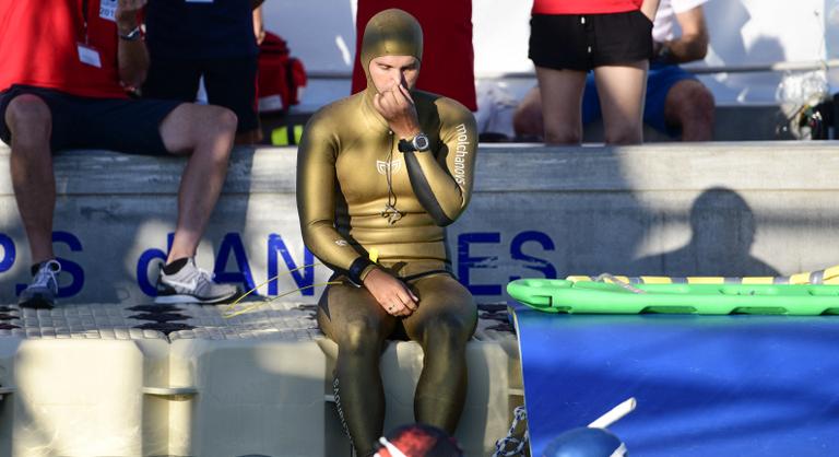 Olyan mélyre merült egy levegővel, ahol még a Das Boot legendás tengeralattjrója sem járt