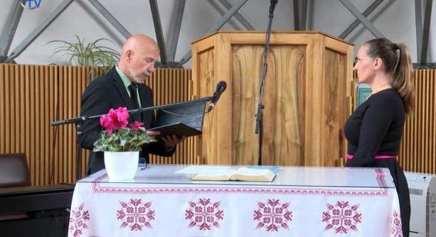 DSTV: ünnepi alkalom a református templomban