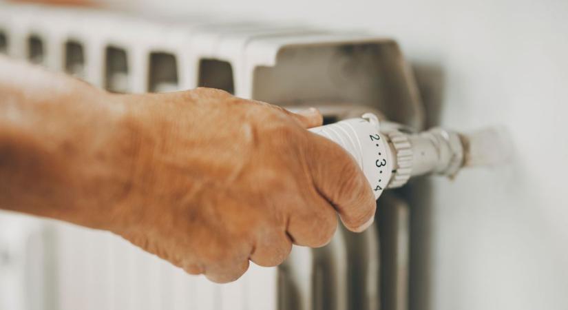 Még nincs fűtés, de fázol a panelban? Így tudjátok kérni a fűtés elindítását