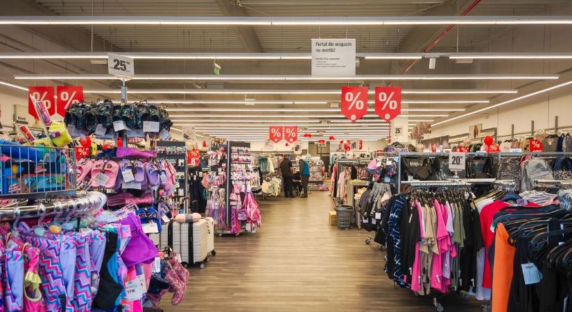 Ruhákat lopott a saját munkahelyéről a szegedi férfi